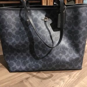 BRAND NEW coach purse